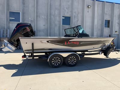 BOATZON | Lund 2075 Impact XS  PHOTO BOAT 2027