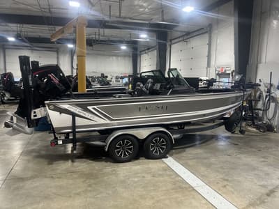 BOATZON | Lund 2075 Impact XS Sport 2025