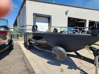 BOATZON | Lund 2075 Pro Guide 2023