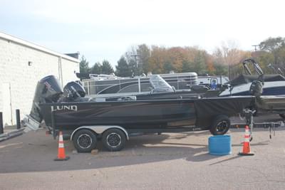 BOATZON | Lund 2075 Pro Guide Tiller 2020