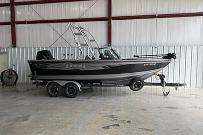 BOATZON | Lund 2075 Tyee 2020