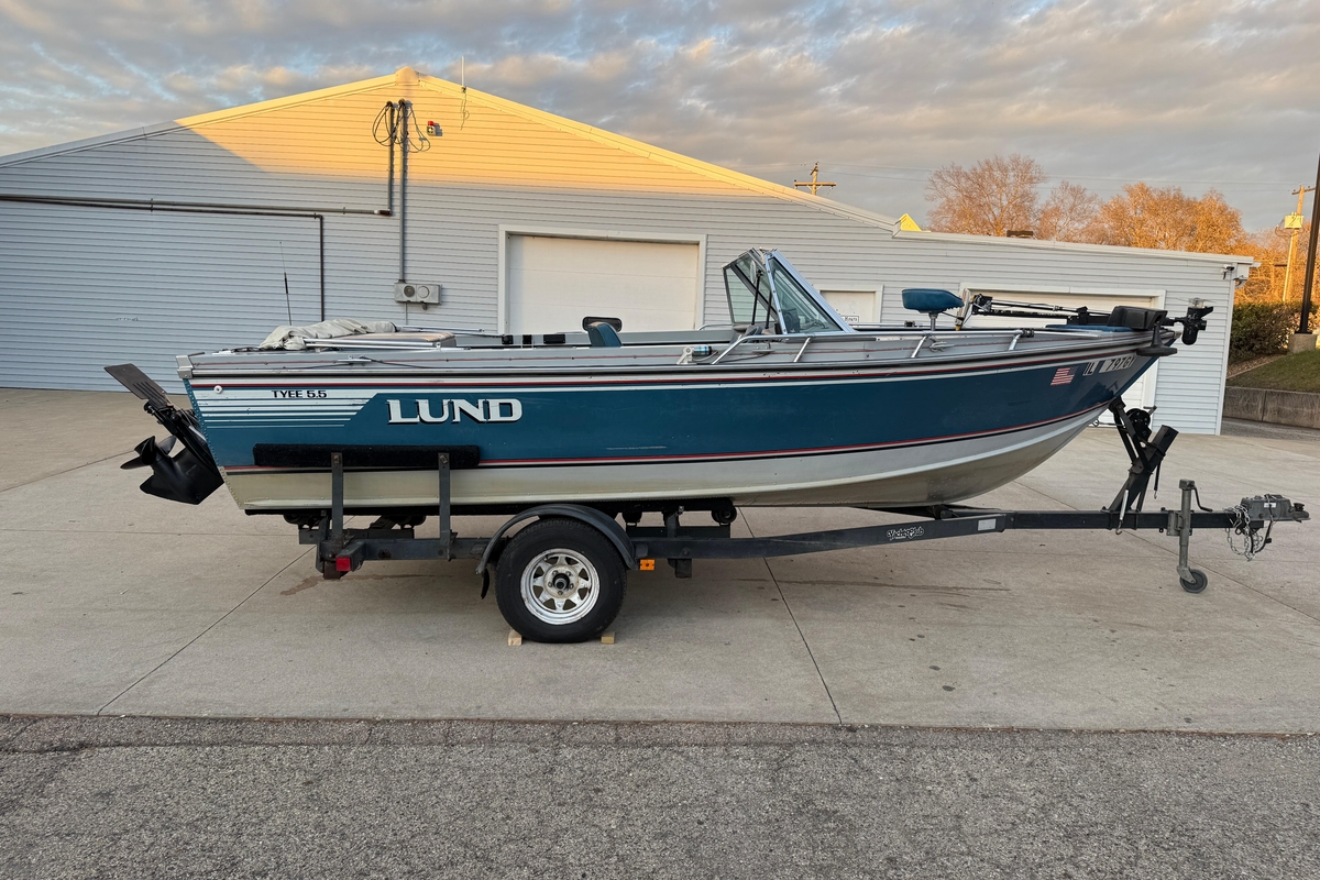 1988 Lund 55 Tyee I/O - Sold Boat