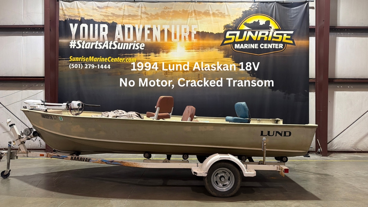 1994 Lund Lund Alaskan 18V Boat and Trailer Only NO MOTOR Cracked Transom 1994 - Sold Boat