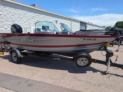 BOATZON | Lund Crossover XS 1875 2015