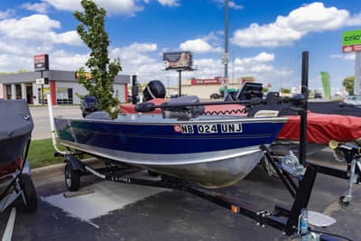 BOATZON | Lund Fury 1600 Tiller 2017