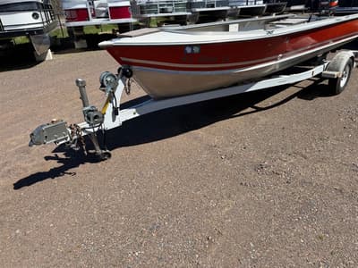 BOATZON | Lund PIKE 18 1981