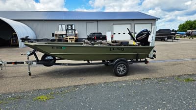 BOATZON | Lund Predator 1660 Dlx Tiller 2024