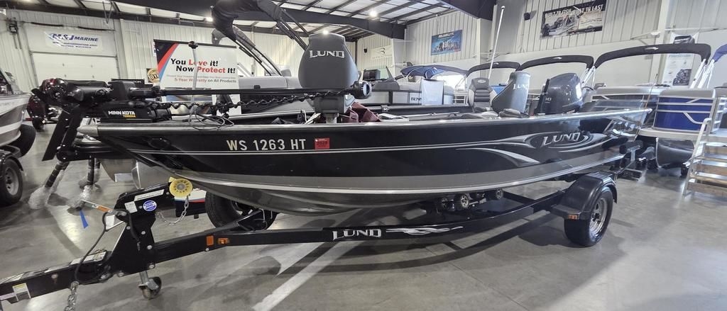 2011 Lund Pro Guide 1825 - Sold Boat