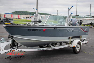 BOATZON | Lund Pro Sport 1675 Fishing Boat with Trolling Rod Holders Livewell  4Stroke Yamaha Outboard 2002