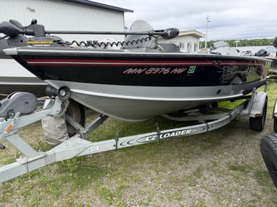 BOATZON | Lund Pro V 2000
