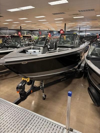 BOATZON | Lund Sport 2275 Baron 2024 BOATZON | Lund Sport 2275 Baron 2024