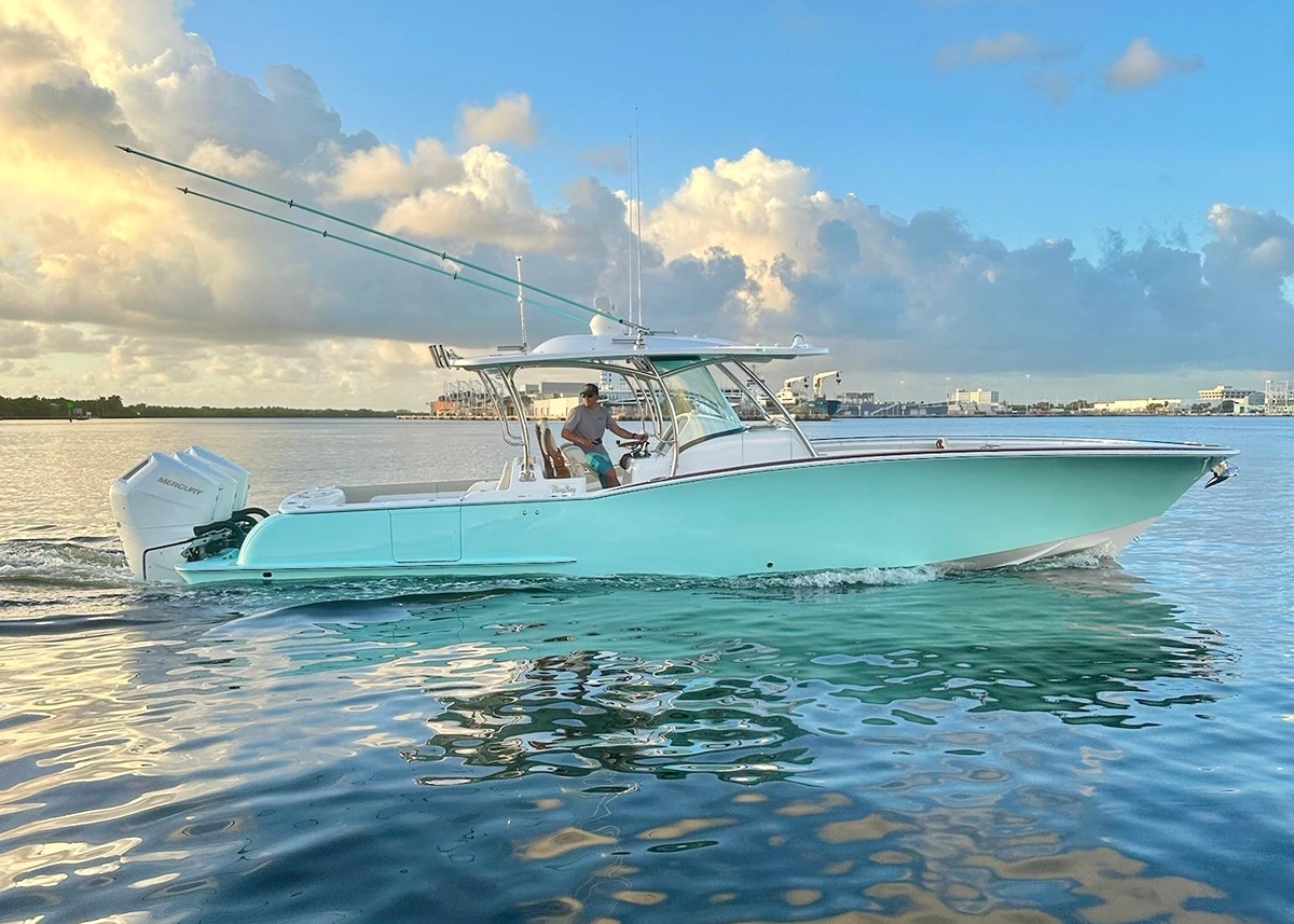 2026 Mag Bay 38 CC - Sold Boat