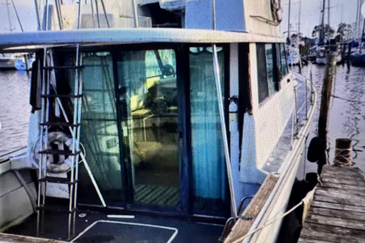 1978 Mainship 34 Trawler - Sold Boat