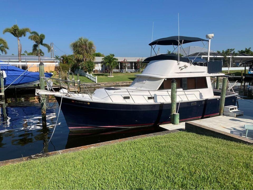 1981 Mainship 34 Trawler - Sold Boat