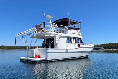 BOATZON | Mainship 390 Trawler 2000