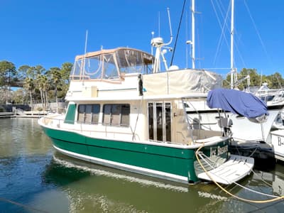 BOATZON | Mainship 400 Trawler 2004