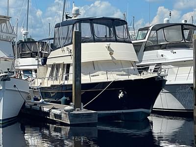 BOATZON | Mainship 430 Aft Cabin 3SR Trawler 2005