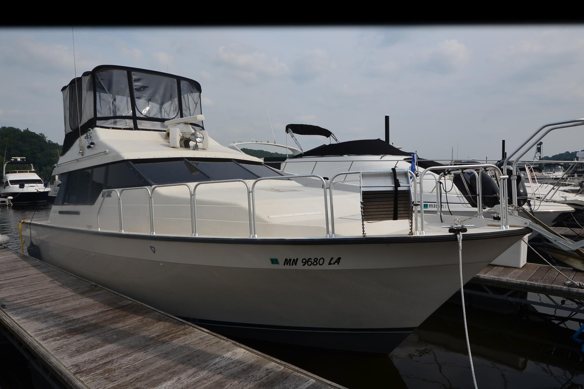 1988 Mainship Mediterranean 35 - Sold Boat