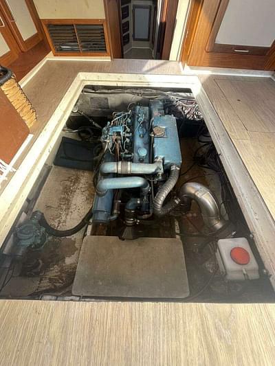 BOATZON | Mainship MKIII 1984
