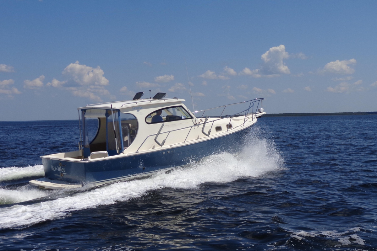2006 Mainship Pilot 30II - Sold Boat