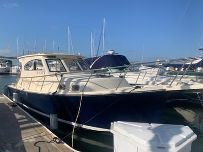 BOATZON | Mainship Pilot 30II Sedan 2004