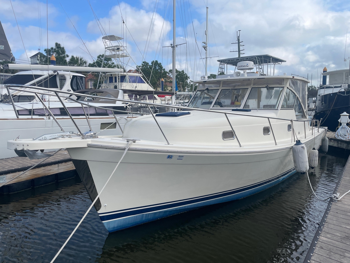 2006 Mainship Pilot 34 - Sold Boat
