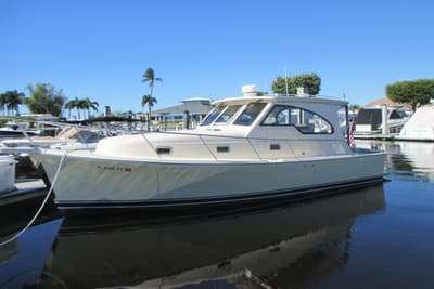 BOATZON | Mainship Pilot 34 Sedan 2005