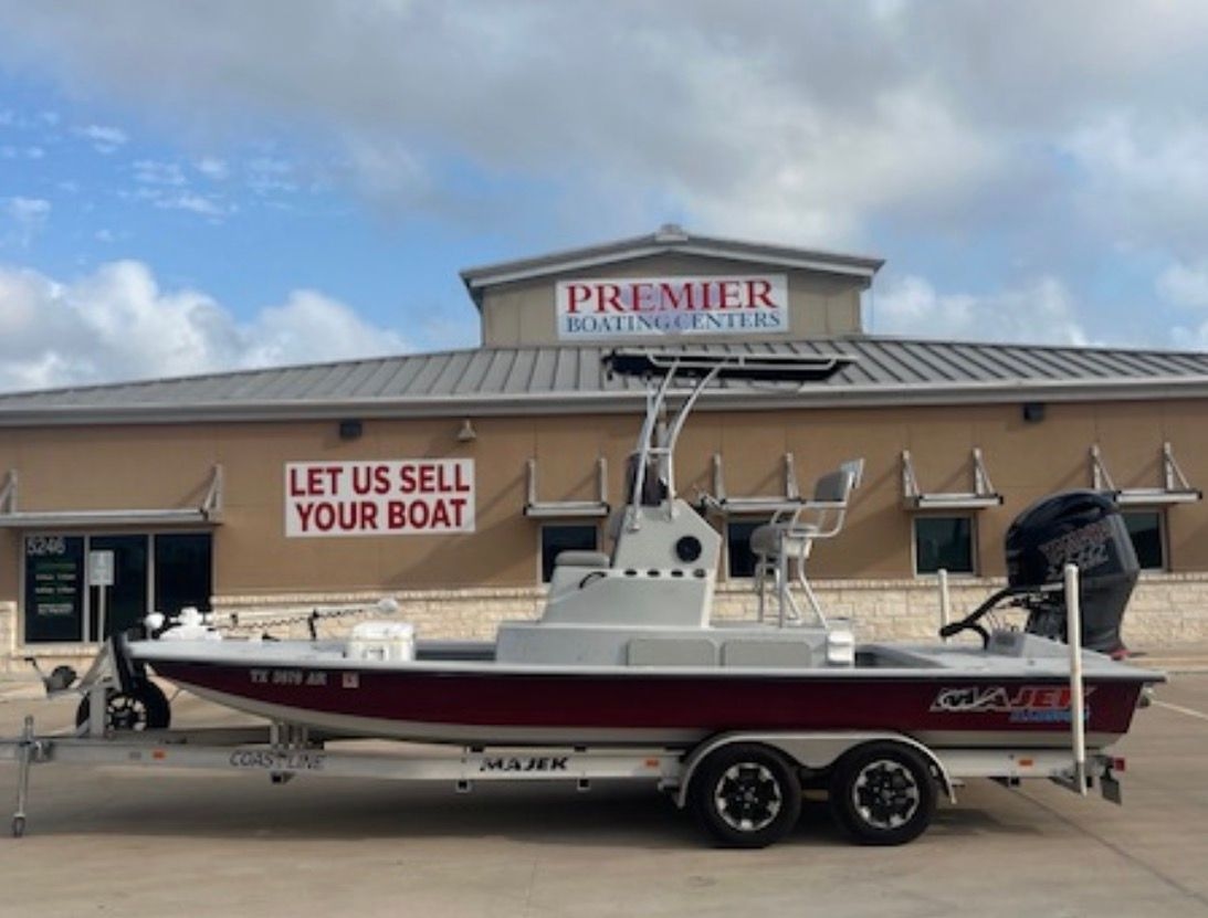 2008 Majek 22 Illusion - Sold Boat