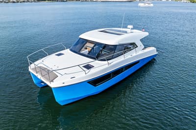 BOATZON | Makai M37 2025