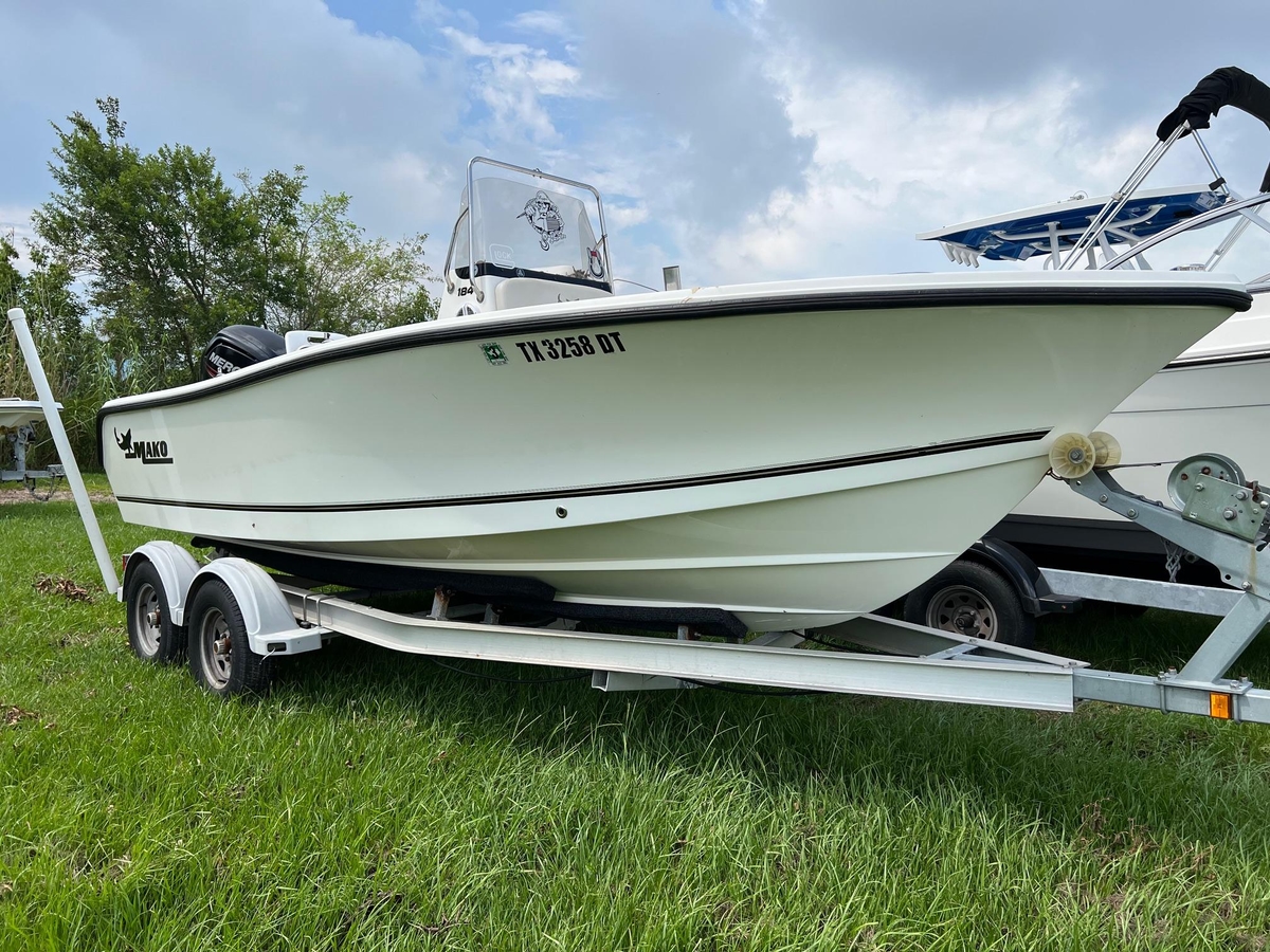 2015 Mako 184 Center Console - Sold Boat