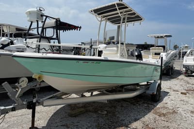 BOATZON | Mako 19 CPX 2017