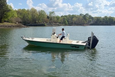 BOATZON | Mako 21 LTS GUIDE PACKAGE 2020