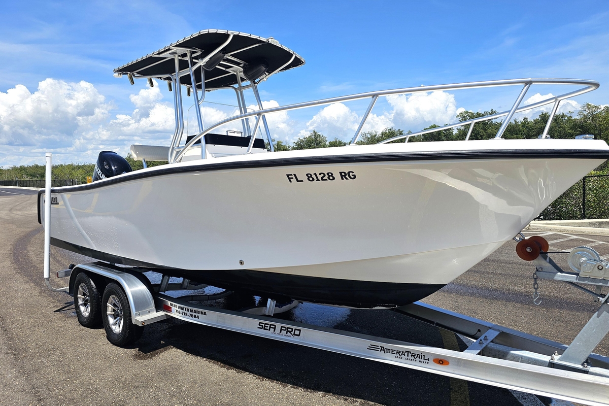 2005 Mako 212 Center Console - Sold Boat