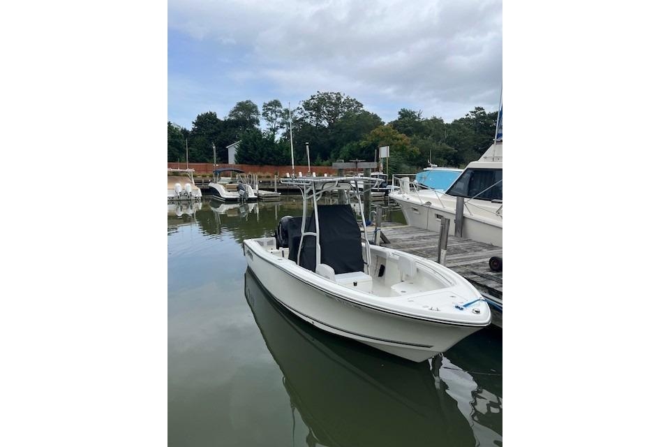 2021 Mako 214 Center Console - Sold Boat
