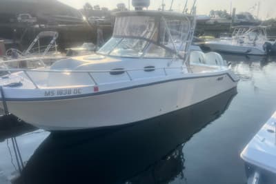 BOATZON | Mako 253 Walk Around 2000