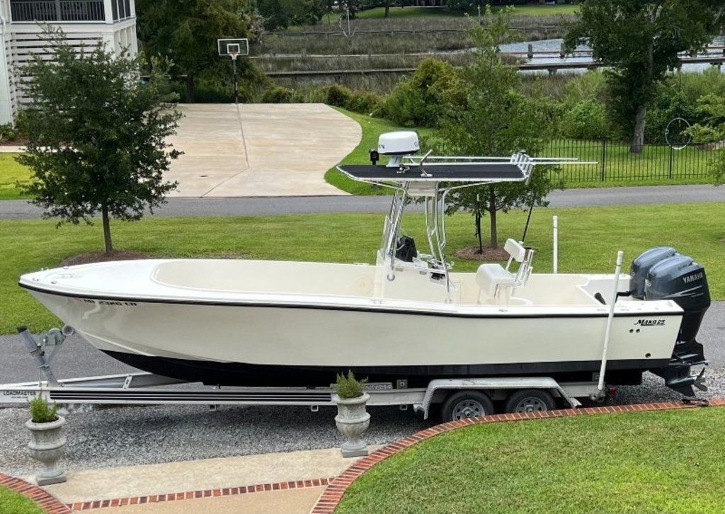 1977 Mako 254 Center Console - Sold Boat