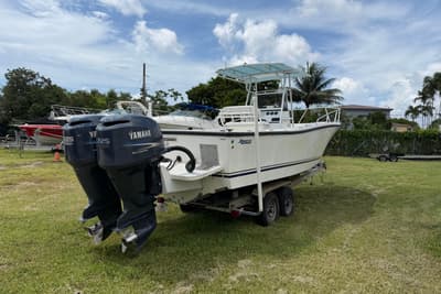 BOATZON | Mako 261 Center Console 1993