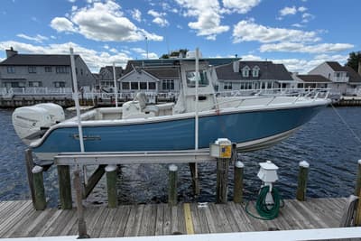 BOATZON | Mako 284 Center Console 2017