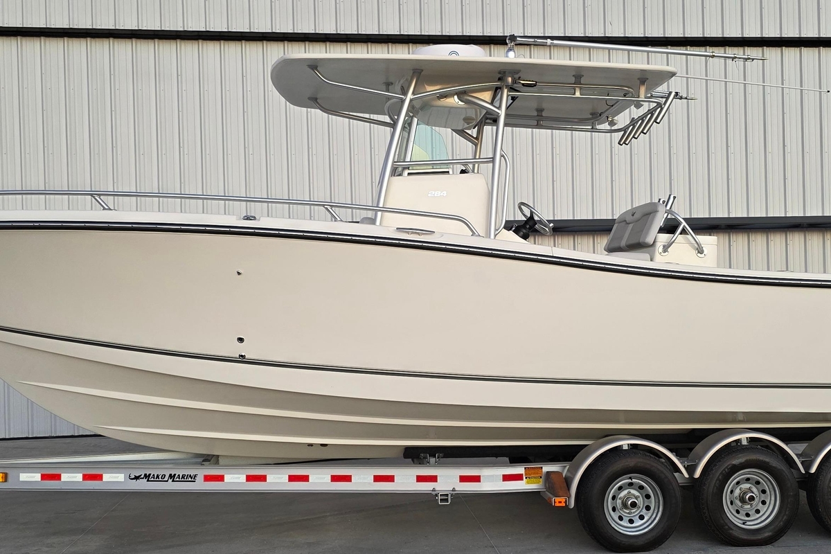 2020 Mako 284 Center Console - Sold Boat