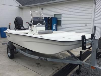 BOATZON | Mako PRO SKF  13CC    WHTWHT  40M 2026 BOATZON | Mako PRO SKF  13CC    WHTWHT  40M 2026