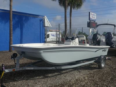 BOATZON | Mako Pro Skiff 17 CC 2026 BOATZON | Mako Pro Skiff 17 CC 2026