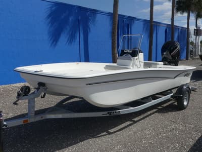 BOATZON | Mako Pro Skiff 17 CC 2026
