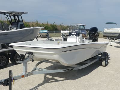 BOATZON | Mako Pro Skiff 17 CC 2026