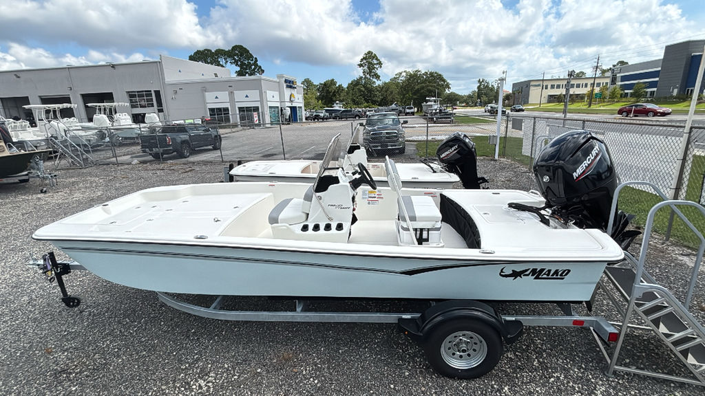 2026 Mako Pro Skiff 17 CC - Sold Boat