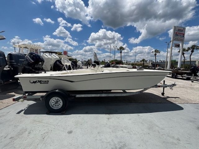 2026 Mako Pro Skiff 17 CC - Sold Boat