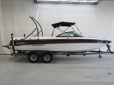 BOATZON | Malibu 23 Escape 2000 BOATZON | Malibu 23 Escape 2000