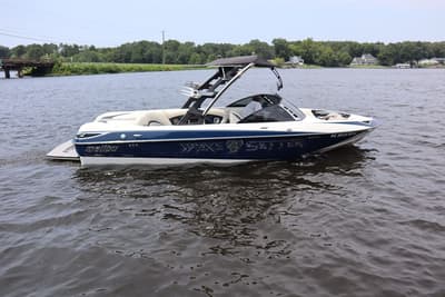 BOATZON | Malibu 23 LSV 2011