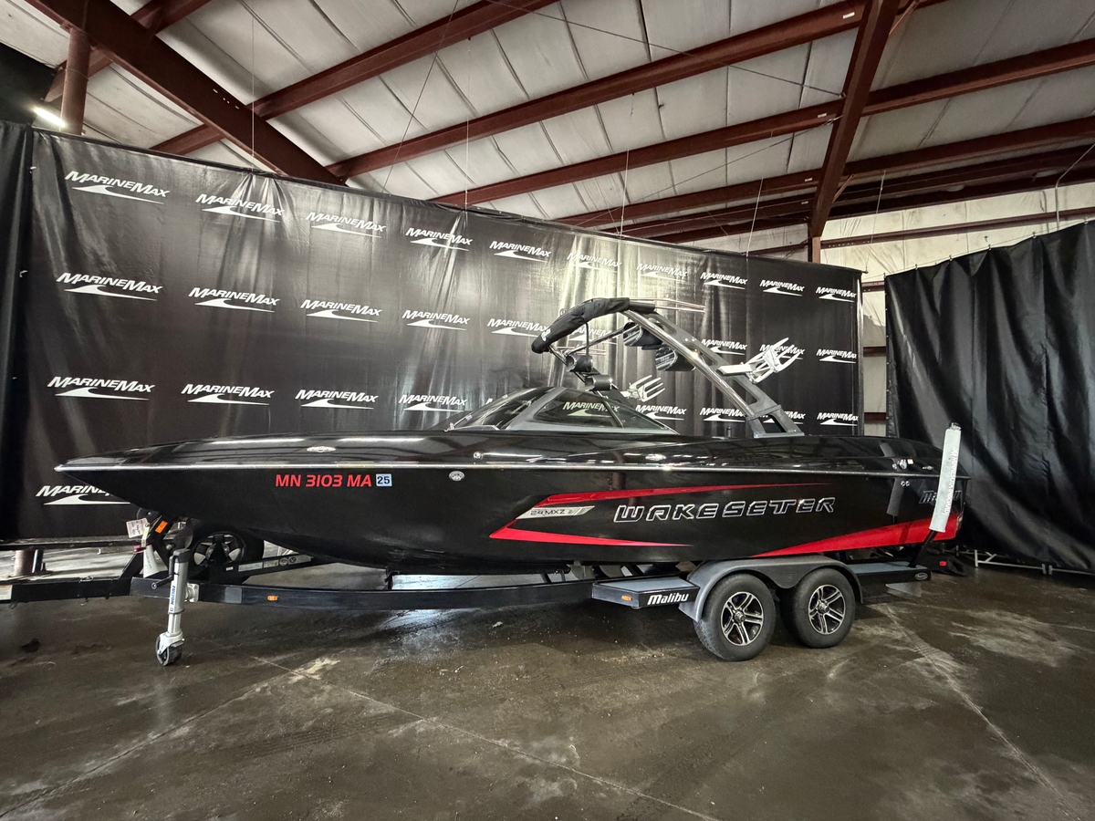 2014 Malibu 24 MXZ - Sold Boat