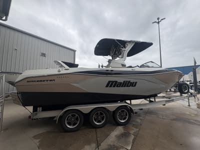 BOATZON | Malibu 26LSV 2024