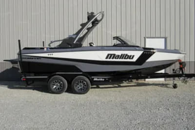BOATZON | Malibu Boats 21 LX 2023